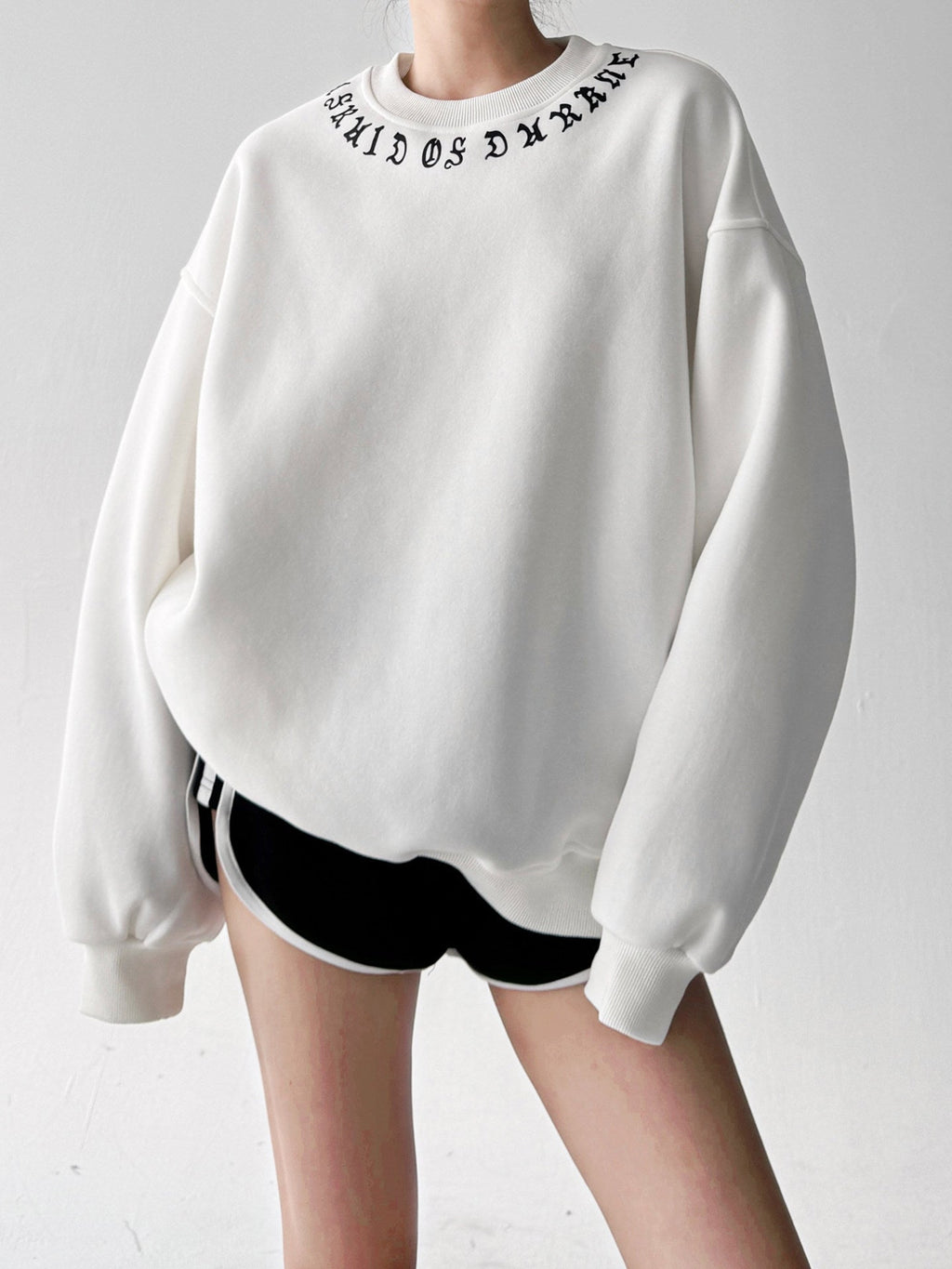 Embroidered-Collar Oversized Sweatshirt - CT52167 - COPPING THREADS - CT ORIGINALS