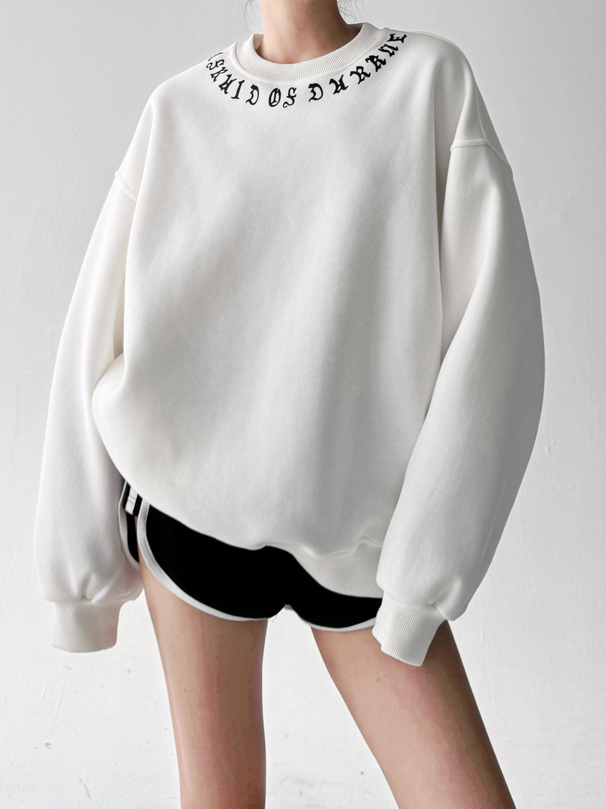 Embroidered-Collar Oversized Sweatshirt - CT52167 - COPPING THREADS - CT ORIGINALS