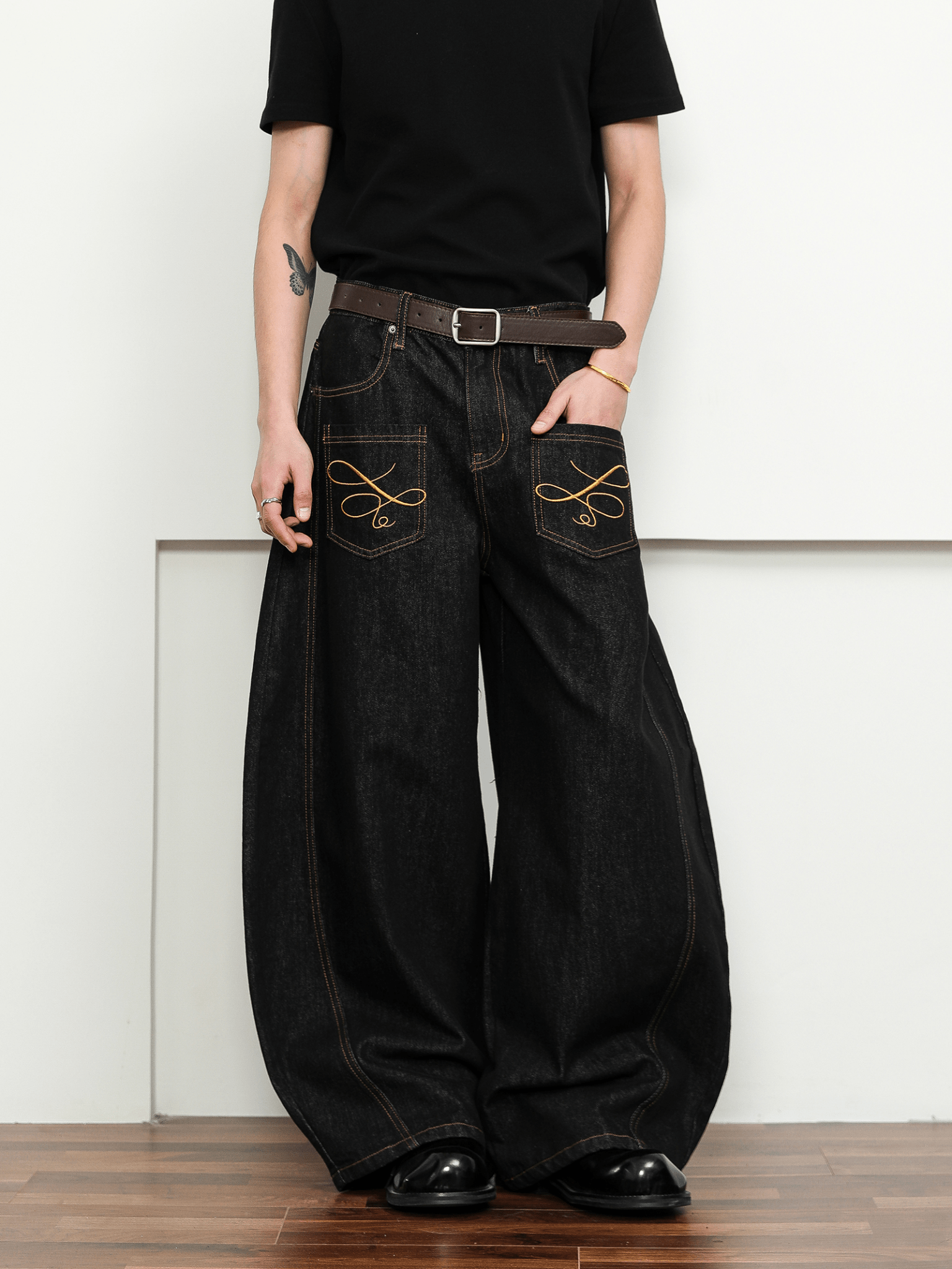 Embroidered Front Pockets Curved - Leg Jeans - COPPING THREADS - CT Select