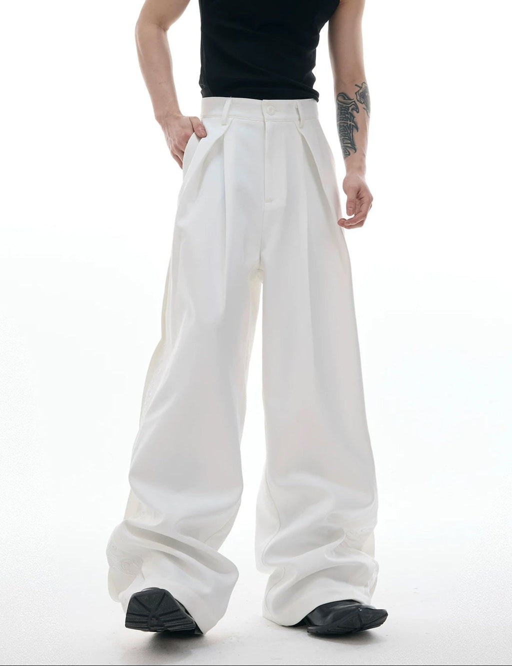 Embroidered Wide-Leg Tailored Pants - COPPING THREADS - Argue Culture