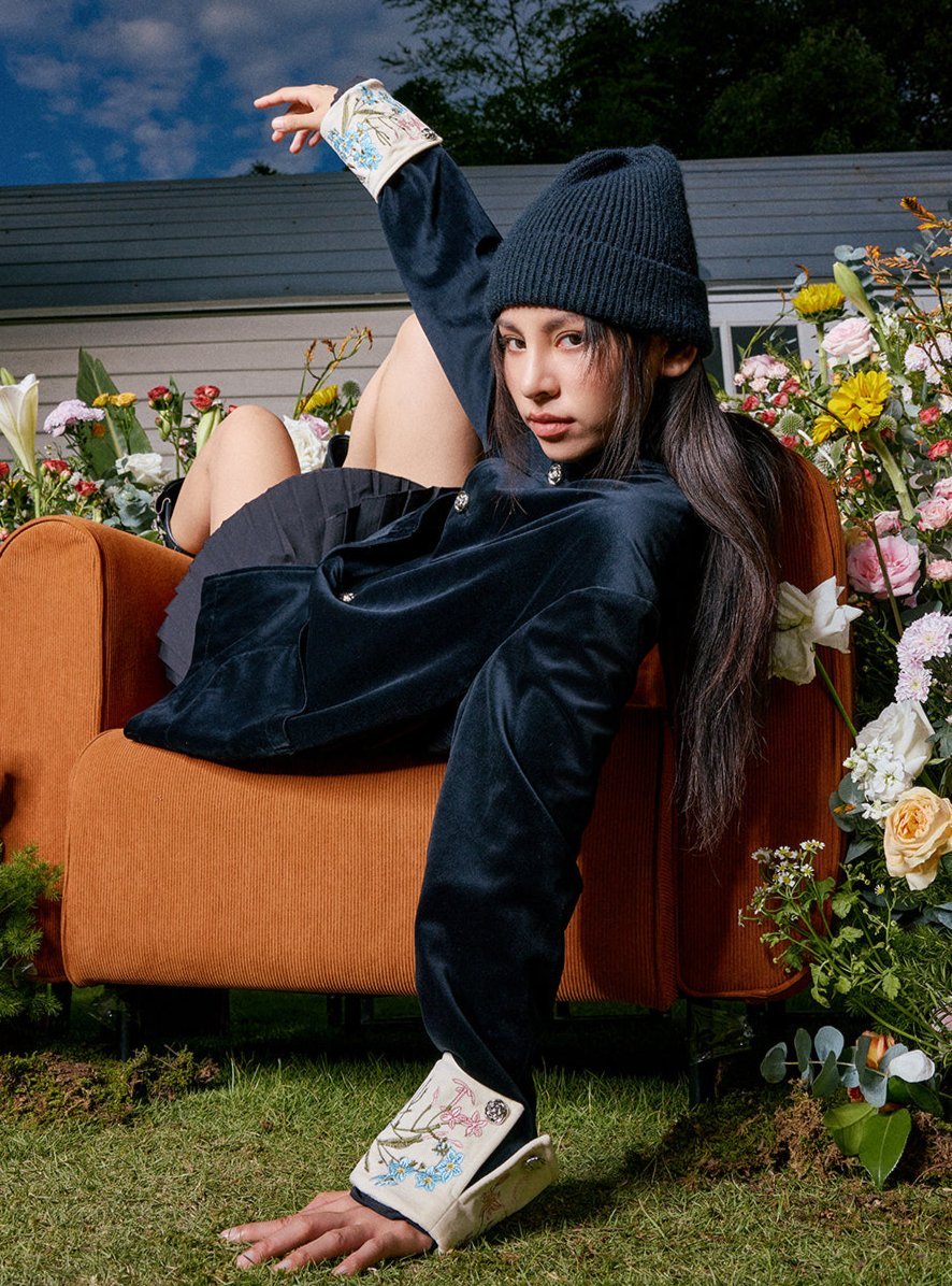 Floral Embroidered Velvet Modern Chinese Tang Jacket - COPPING THREADS - Harsh and Cruel