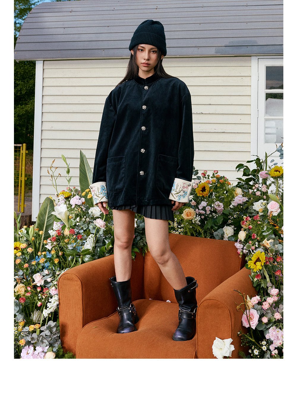 Floral Embroidered Velvet Modern Chinese Tang Jacket - COPPING THREADS - Harsh and Cruel