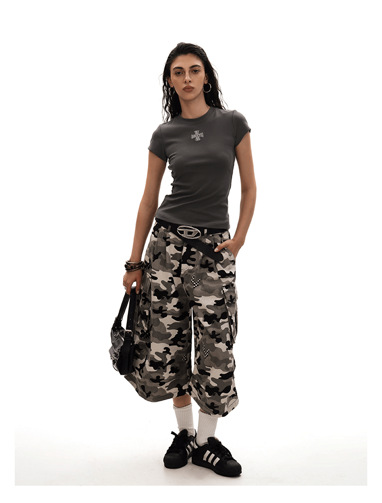 Gothic Cross Logo Fitted Tee - COPPING THREADS - 0123Start