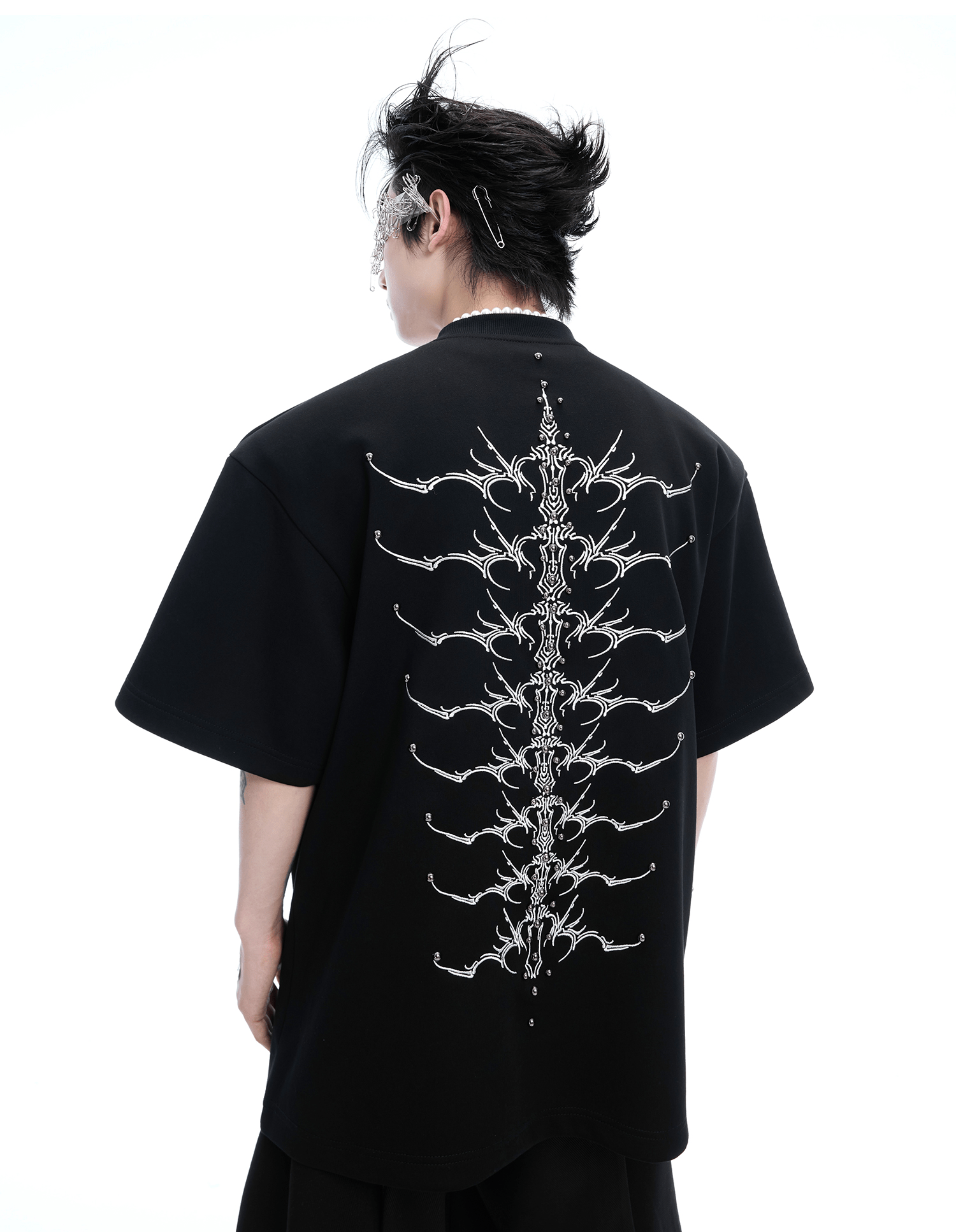 Heavyweight Studded Spine Embroidery Tee - COPPING THREADS - ArguE CulturE Hauptbild