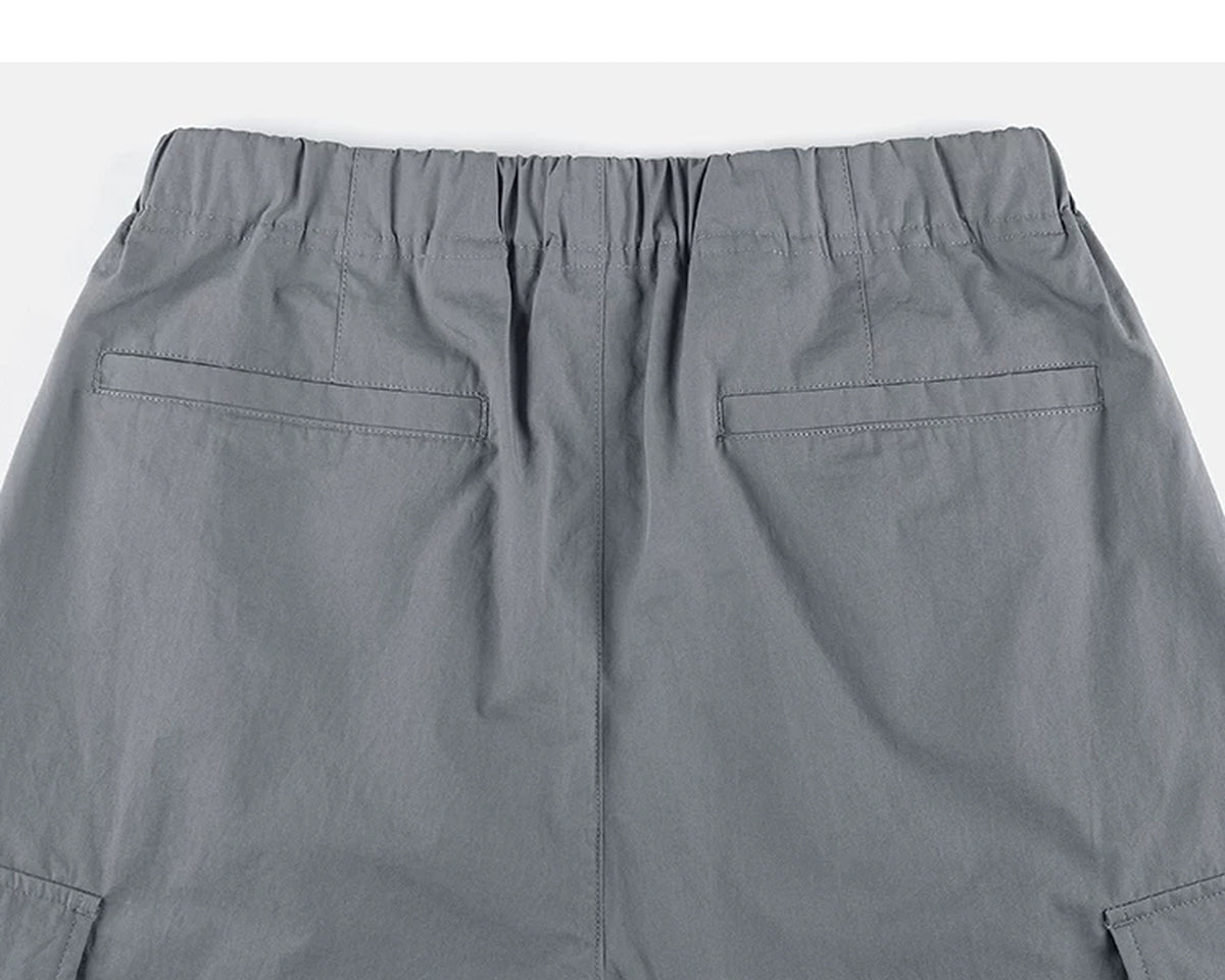 IDLT cargo pants, gray back pockets.
