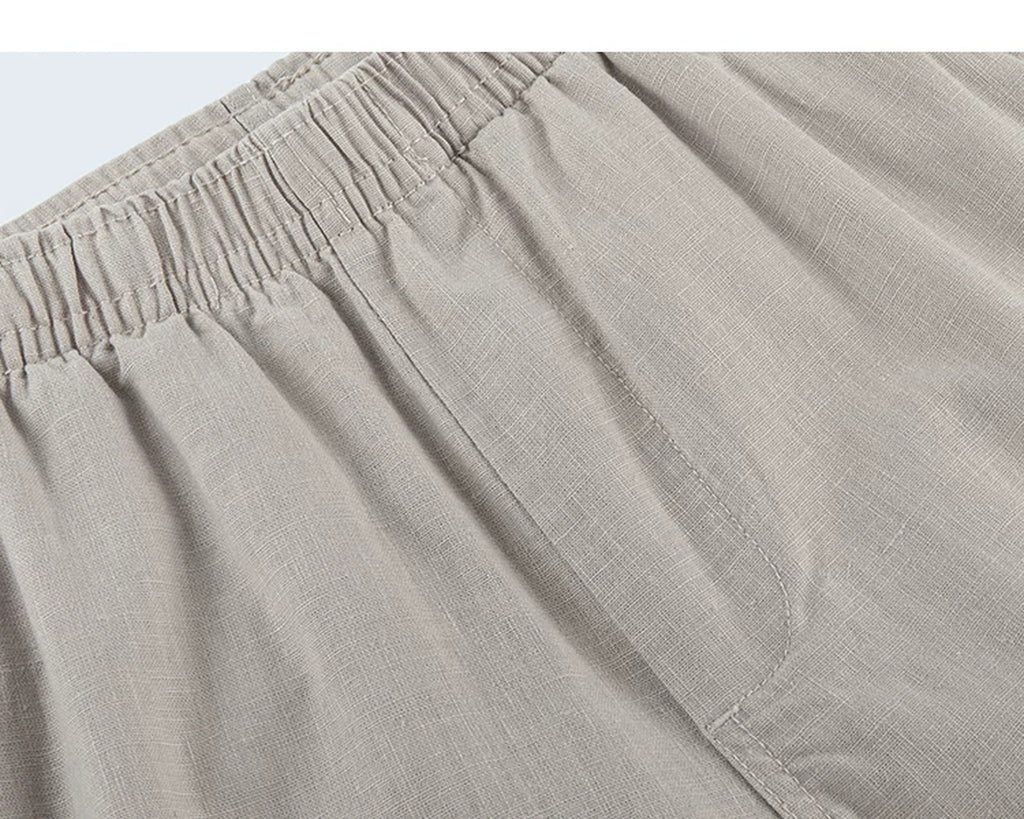 IDLT shorts, beige fly seam.
