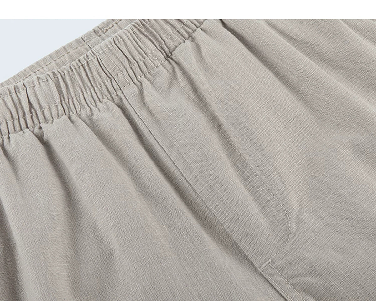 IDLT shorts, beige fly seam.
