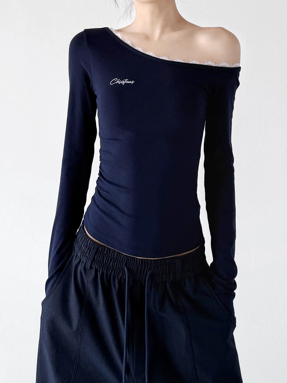 Lace-Trim Asymmetric Long-Sleeve T-Shirt - COPPING THREADS - CT ORIGINALS