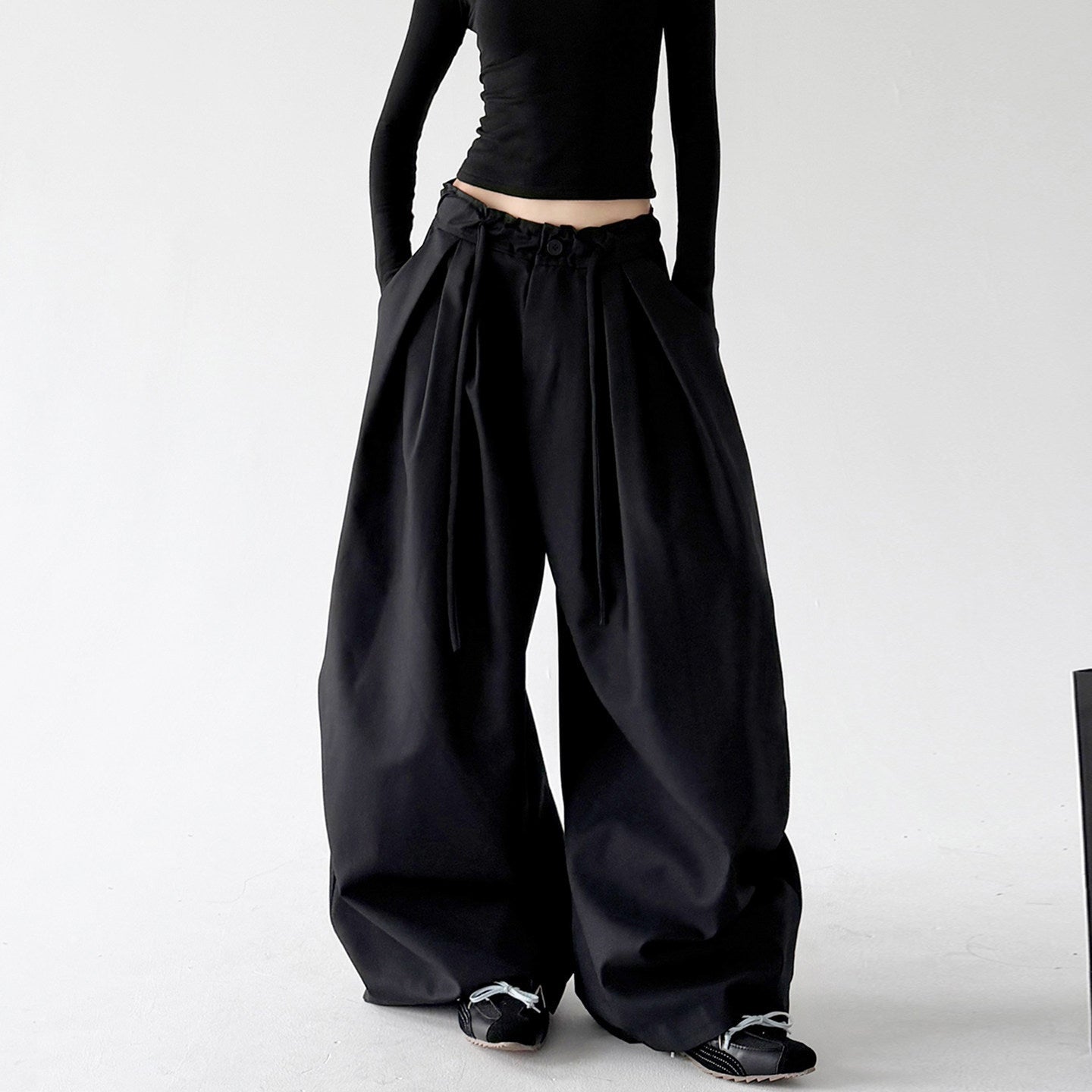 Layered-Waist Balloon Pants - CT3113 Secondary image