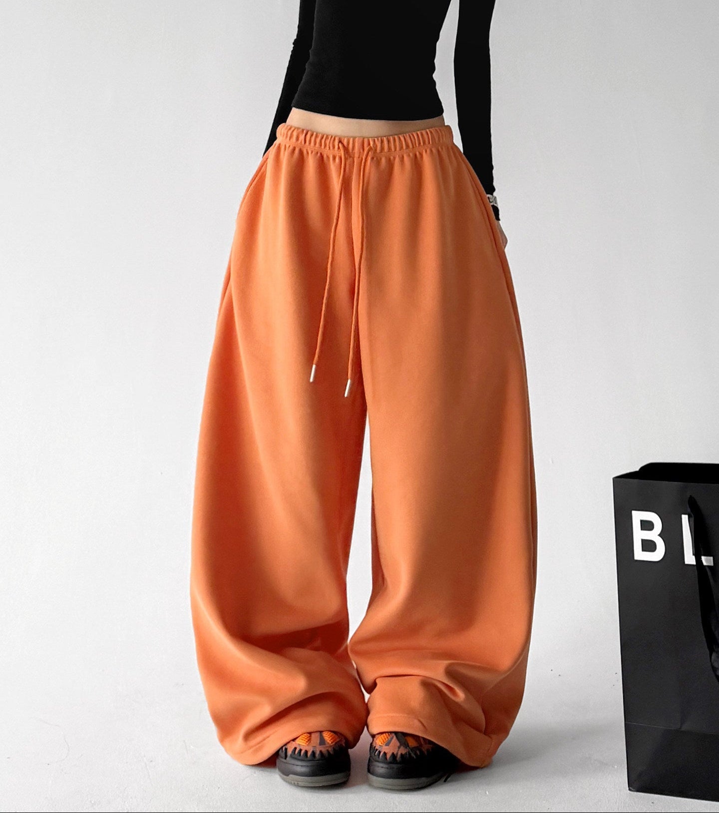 Low-Rise Wide-Leg Sweatpants - CT66244 - COPPING THREADS - CT ORIGINALS 메인 이미지