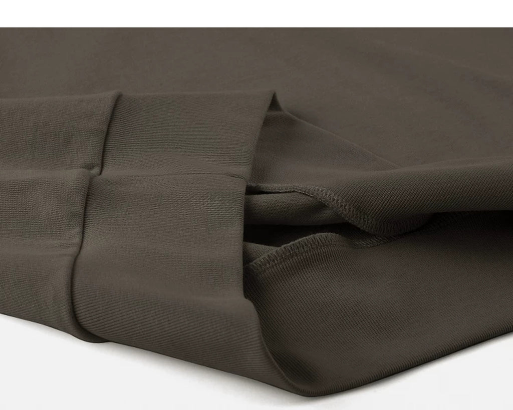 IDLT short sleeve sweatshirt, brown folded hem.