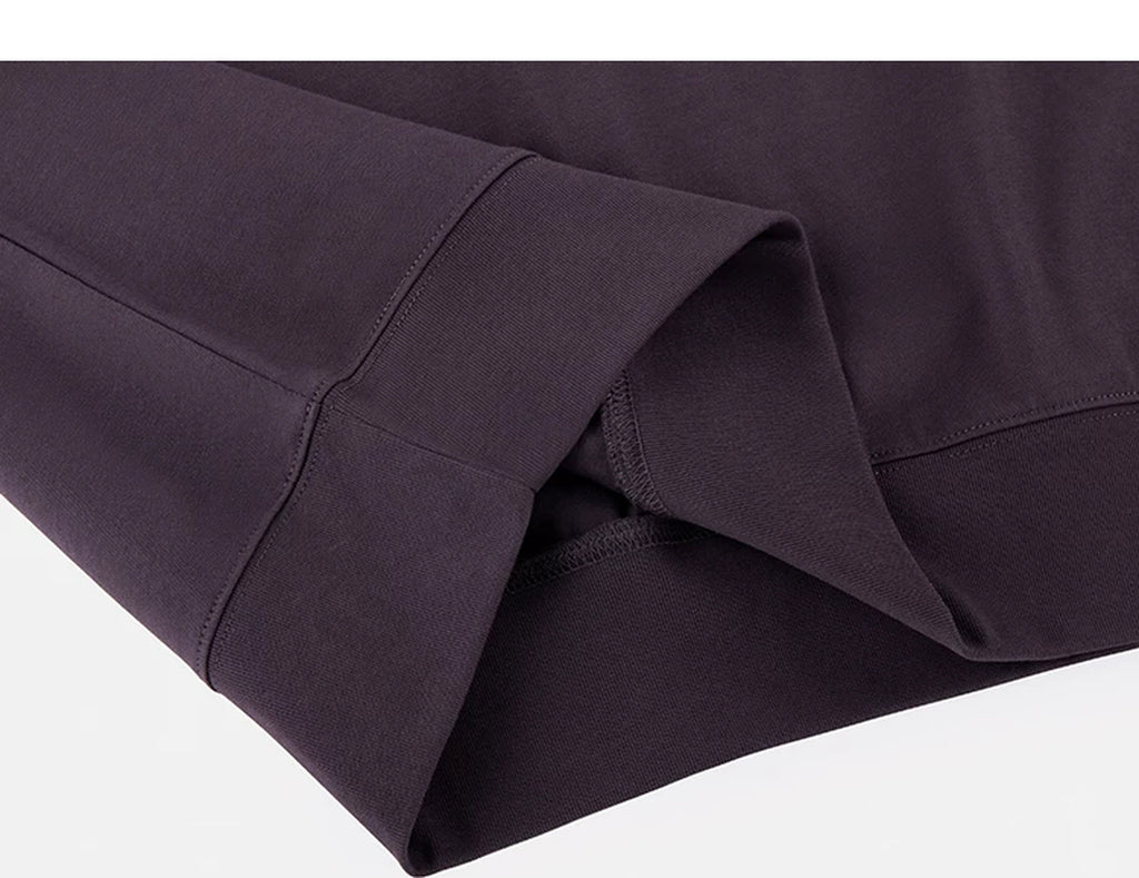 IDLT contrast collar polo, burgundy folded hem.