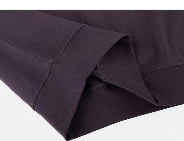 IDLT contrast collar polo, burgundy folded hem.