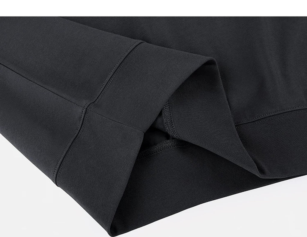IDLT contrast collar polo, black folded hem.