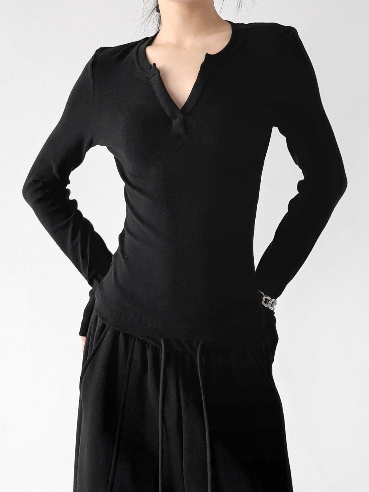 Notch-Neck Long-Sleeve Top - CT66230 - COPPING THREADS - CT ORIGINALS