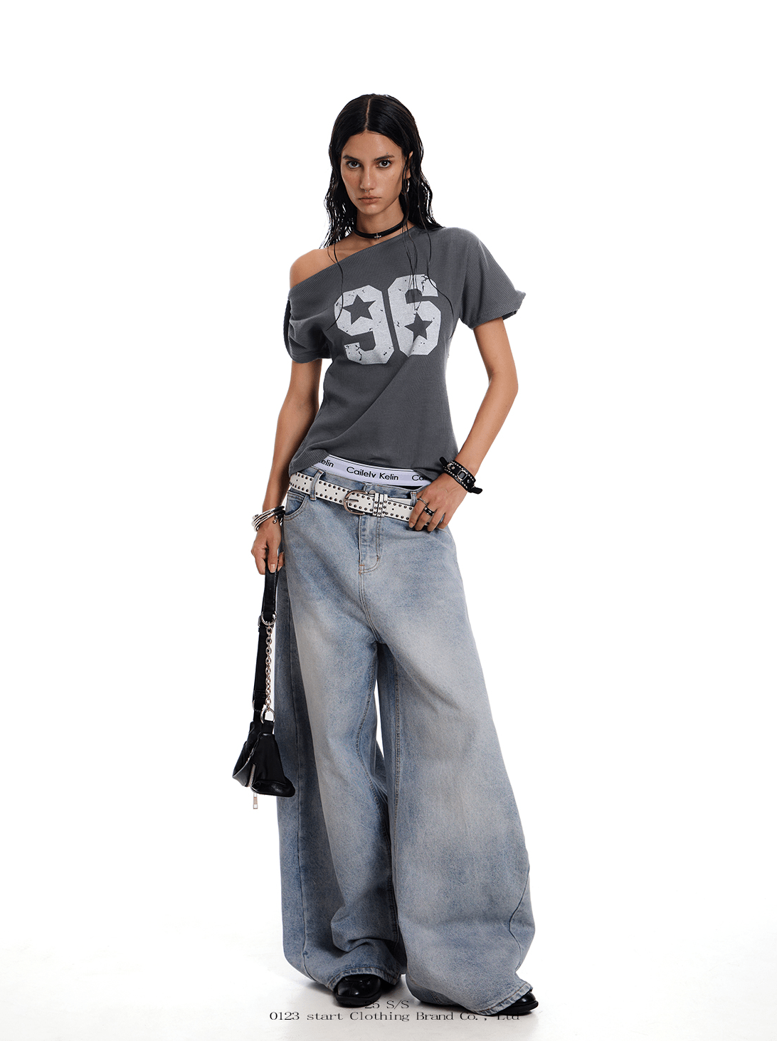 Off - Shoulder Varsity Graphic Tee - COPPING THREADS - 0123Start