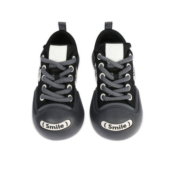OUDER Smiler Canvas Black - COPPING THREADS - Ouder