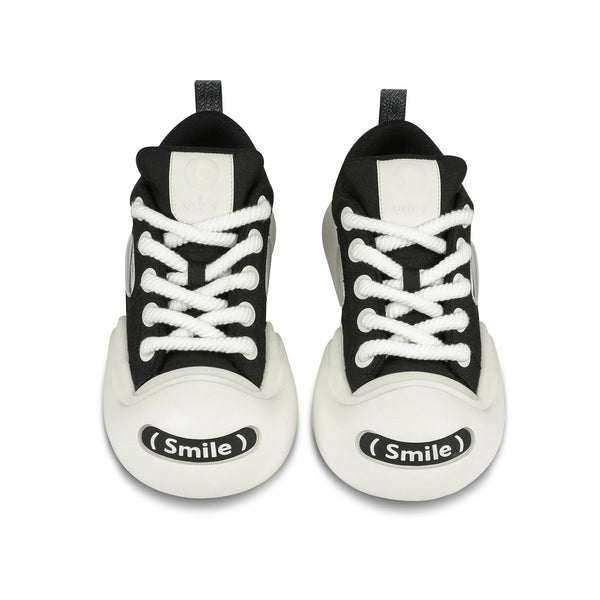 OUDER Smiler Classic Canvas Black/White - COPPING THREADS - Ouder