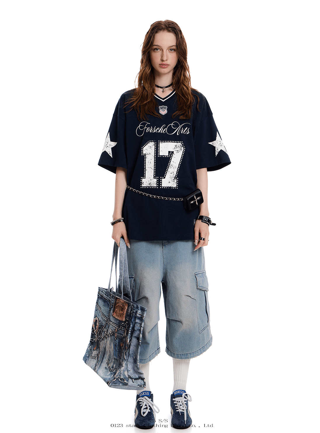 Oversized “17” print Jersey V - Neck Tee - COPPING THREADS - 0123Start