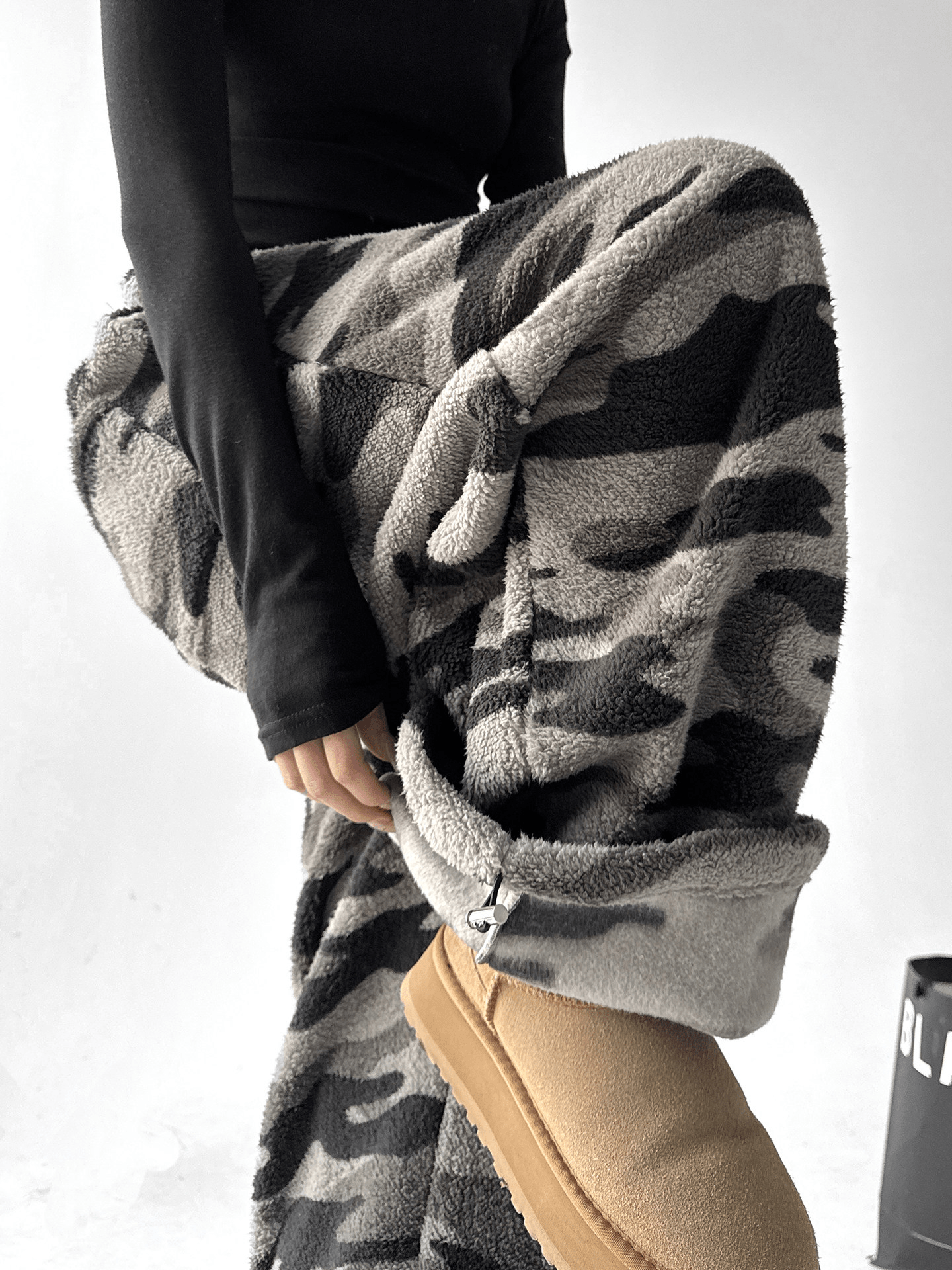 Oversized Camo Fleece Sweatpants - COPPING THREADS - CT Select