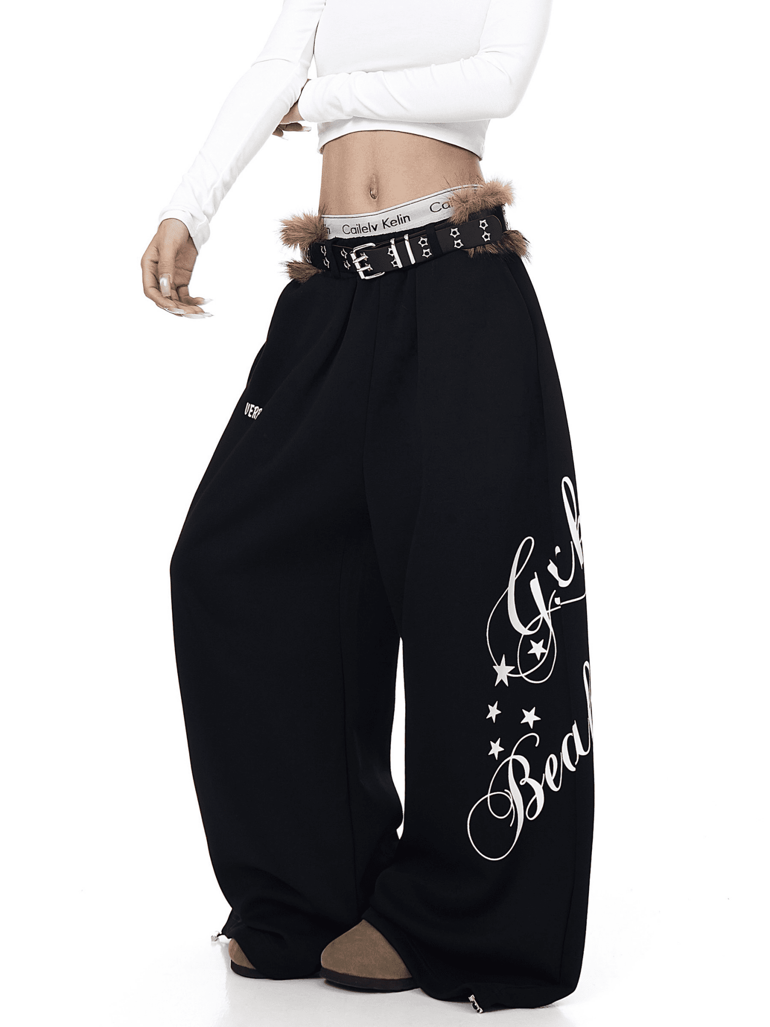 Oversized Furry Belt Graphic Sweatpants Secondary image