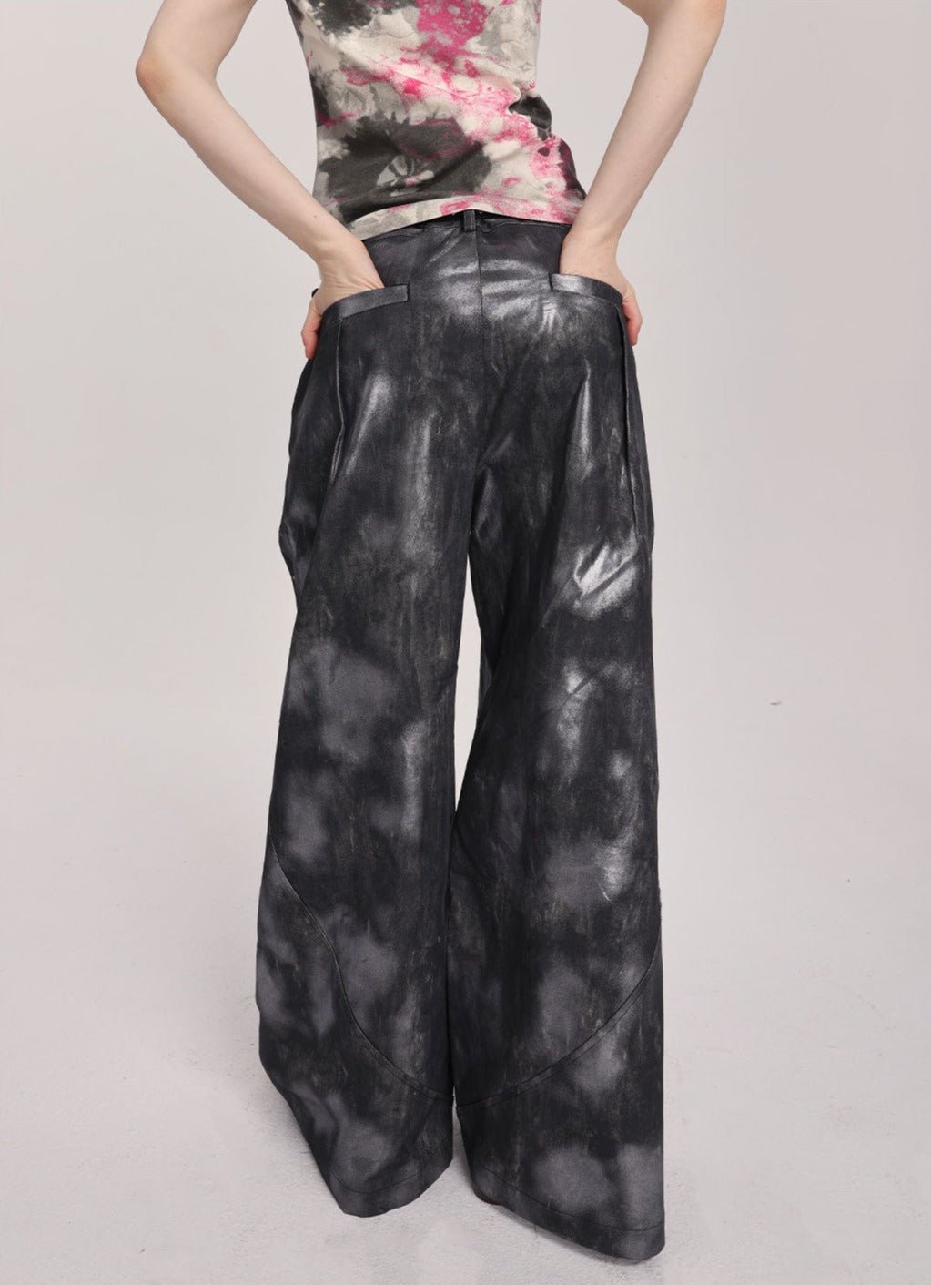Phosphorescent Heart Casual Pants - COPPING THREADS - ARTMONSTER