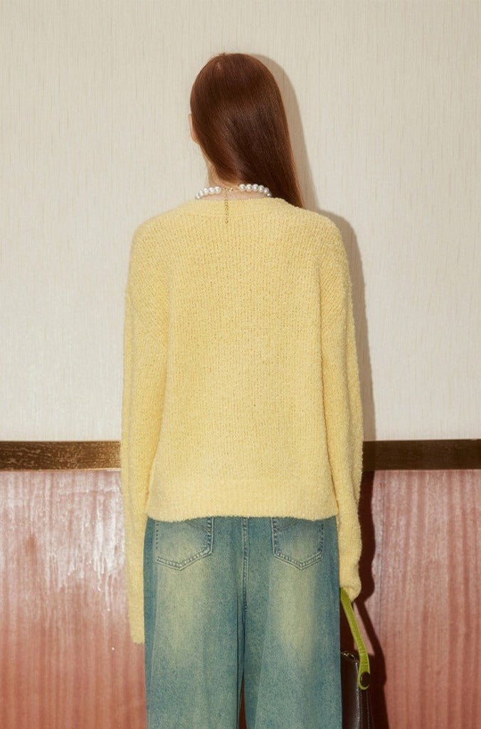 Strickpullover mit Rundhalsausschnitt und Welpen-Stickerei Zweitbild