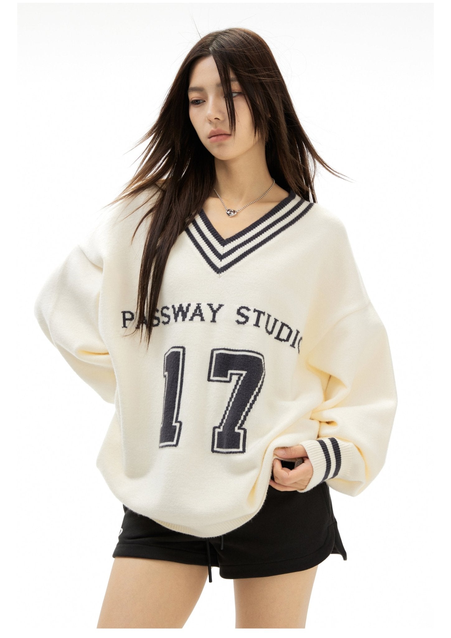 Retro 17 Graphic V - Neck Knit Sweater - COPPING THREADS - CHICISLAND