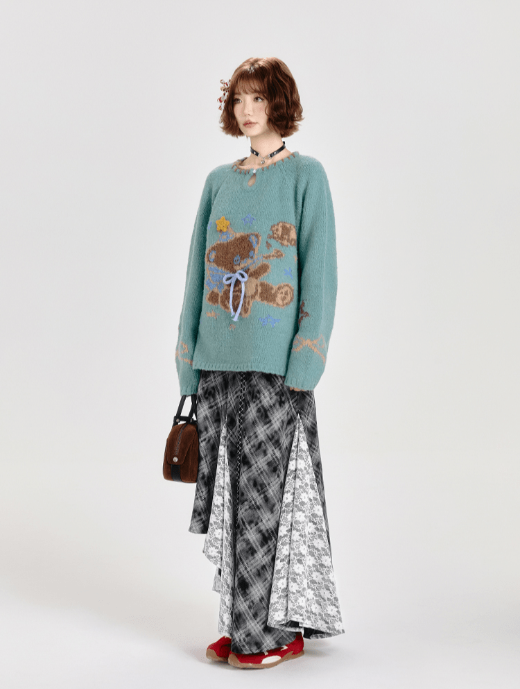 Retro Bear Graphic Handcrafted Round Neck Knit Sweater - COPPING THREADS - CT Select