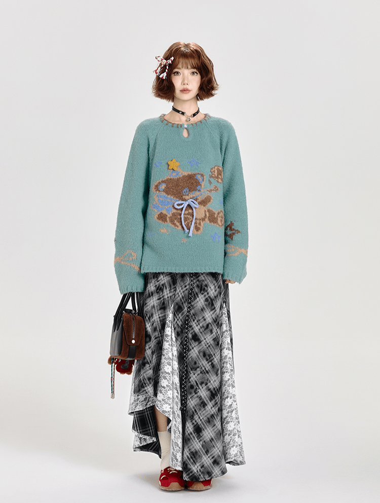 Retro Bear Graphic Handcrafted Round Neck Knit Sweater - COPPING THREADS - CT Select