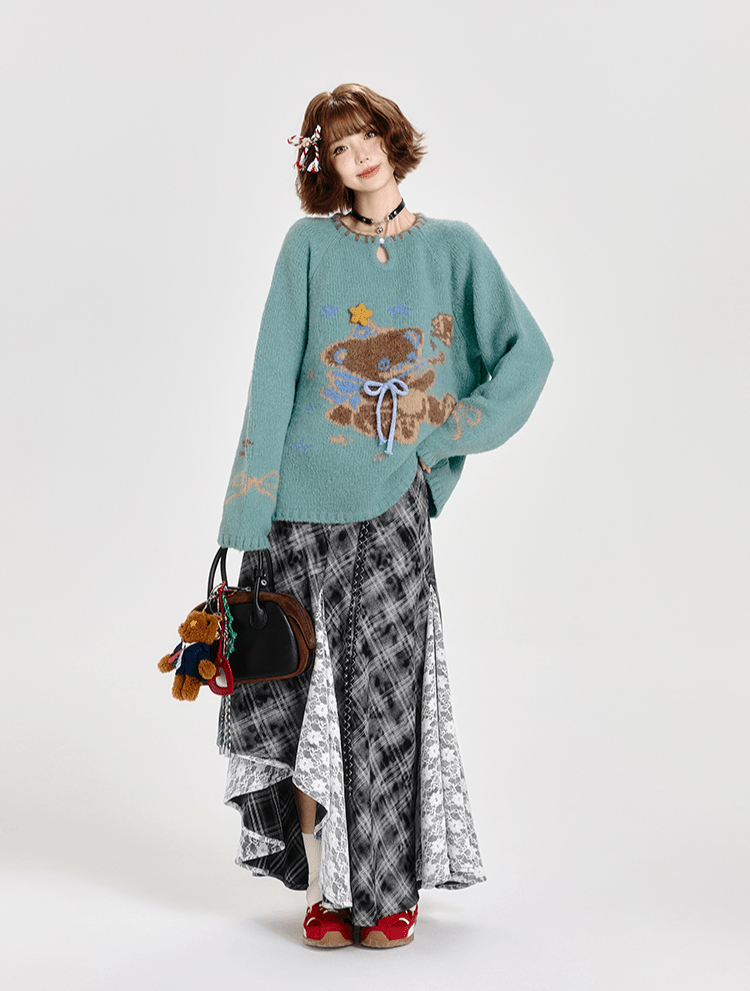 Retro Bear Graphic Handcrafted Round Neck Knit Sweater - COPPING THREADS - CT Select