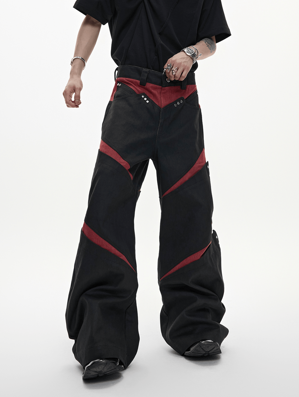 Rivet Accents Multi - Panel Wide - Leg Cargo Pants - COPPING THREADS - ArguE CulturE