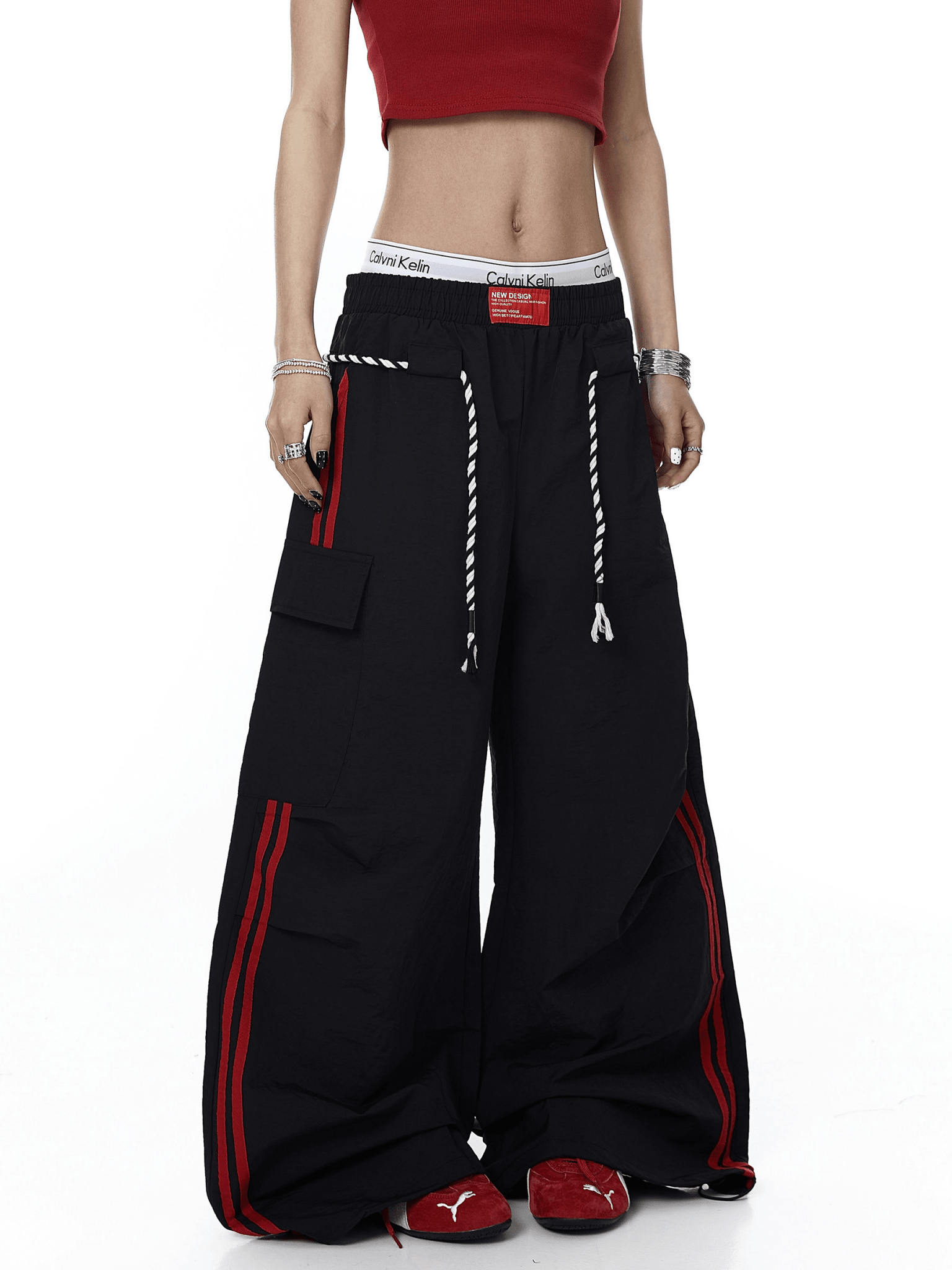 Rope-Waist Contrast Stripe Parachute Cargo Pants Secondary image