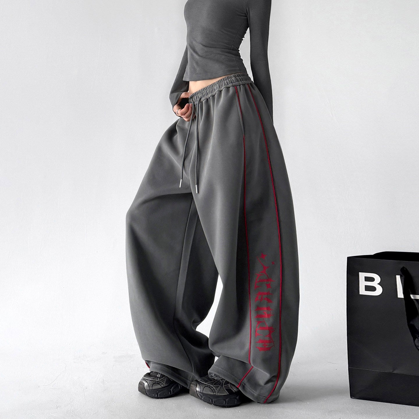 Side-Graphic Balloon Sweatpants - CT6258 Zweitbild