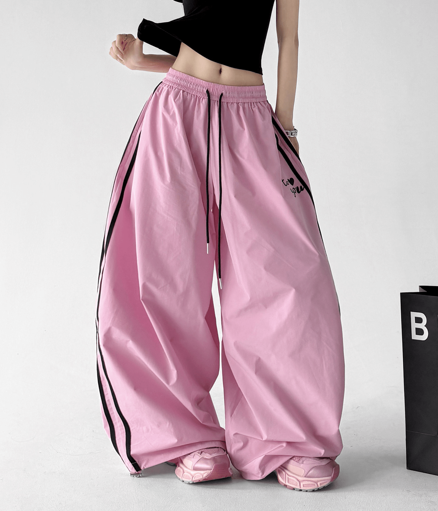 Side-Stripe Wide-Leg Pants - CT66117 Secondary image