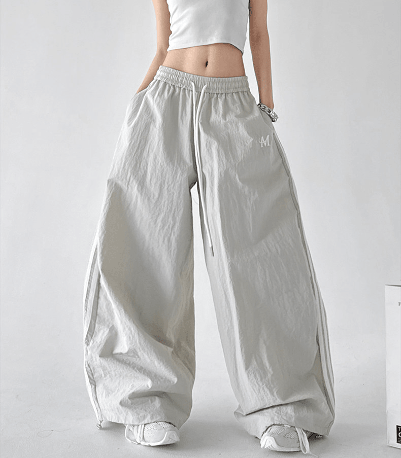 Side-Stripe Wide-Leg Parachute Pants – CT6617 Secondary image