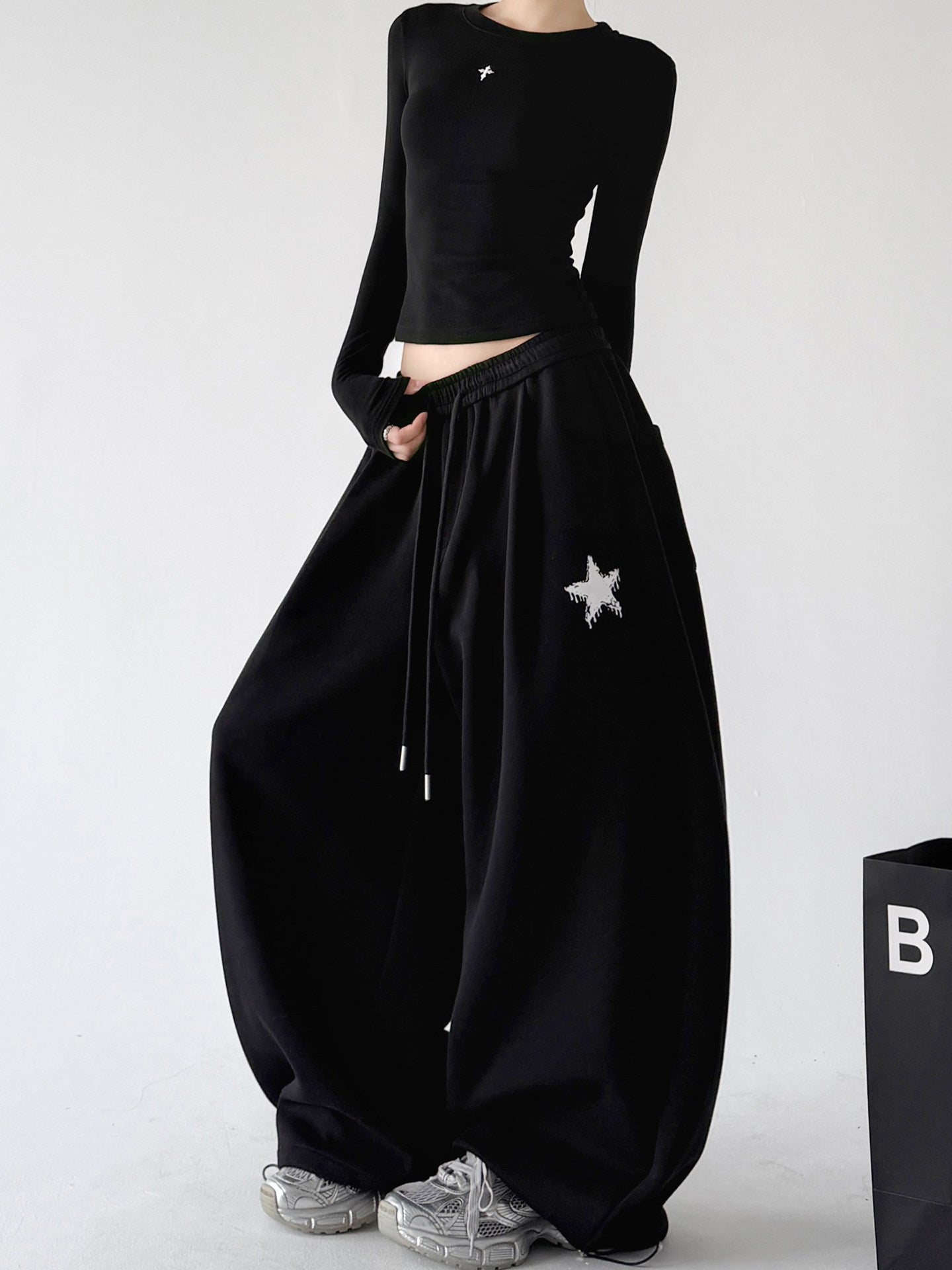 Star-Embroidered Balloon Sweatpants - CT6634 - COPPING THREADS - CT ORIGINALS