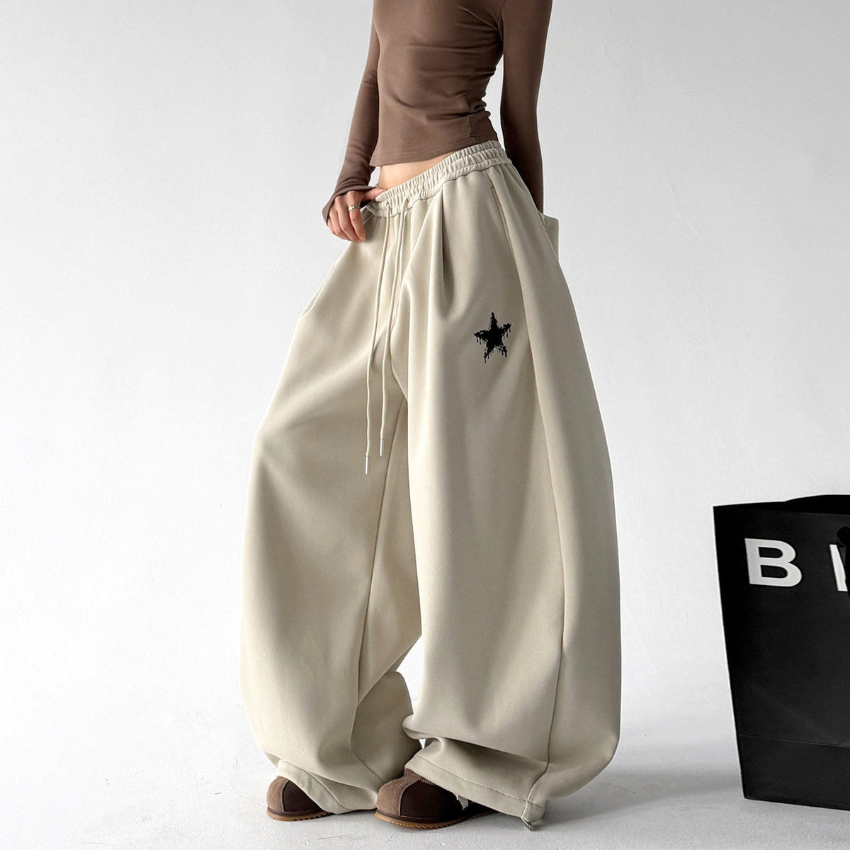Star-Embroidered Balloon Sweatpants - CT6634 - COPPING THREADS - CT ORIGINALS