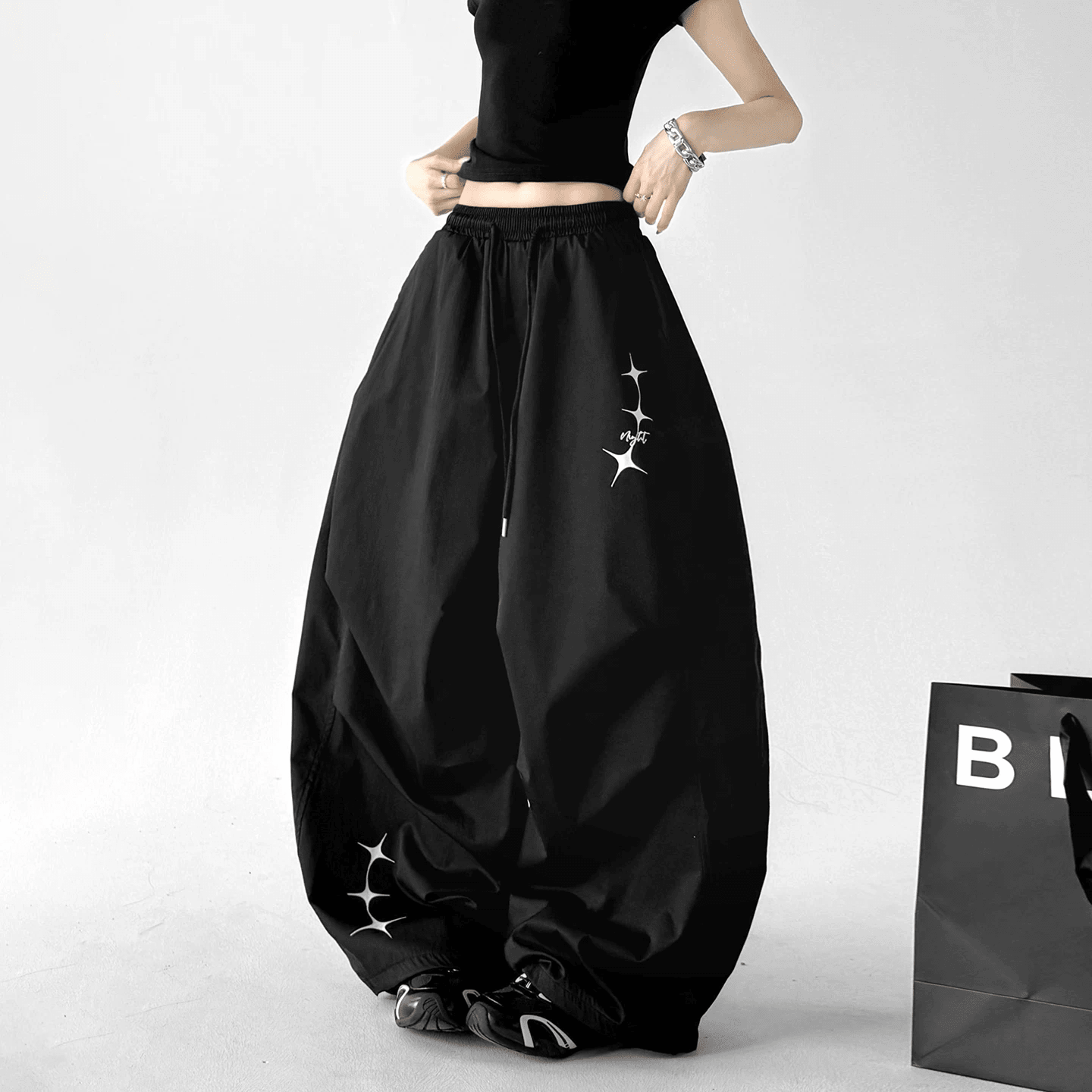 Star Graphic Parachute Wide-Leg Pants - CT6204 Secondary image