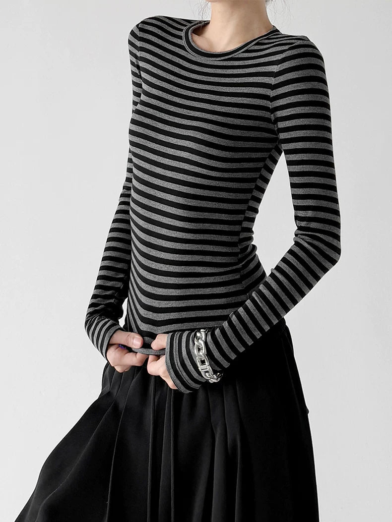 Striped Crewneck Long-Sleeve T-Shirt Secondary image