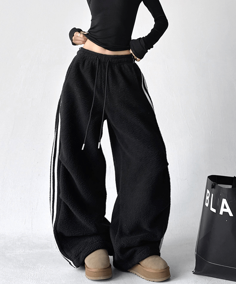 Three - Stripe Sherpa Fleece Sweatpants - COPPING THREADS - CT Select