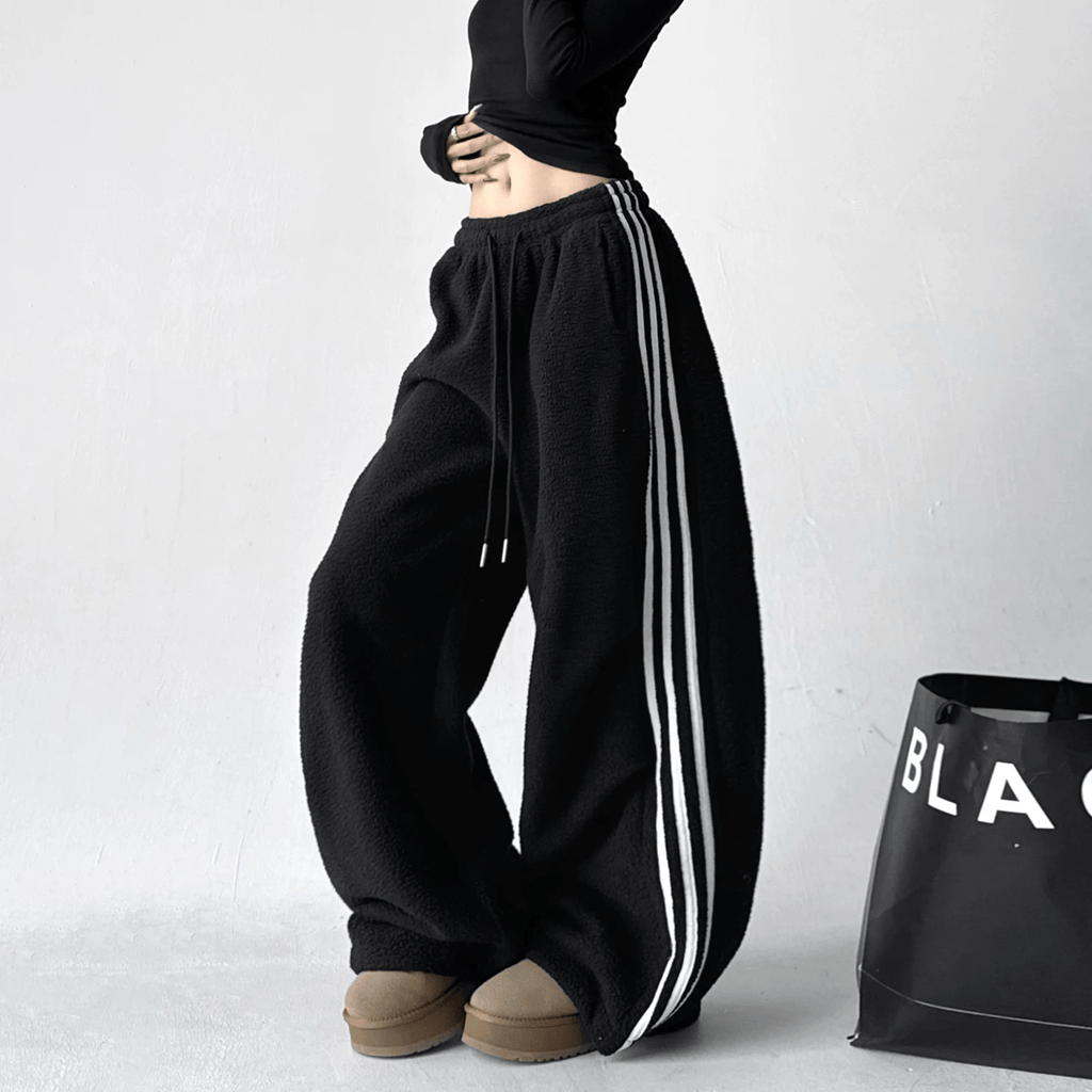 Three - Stripe Sherpa Fleece Sweatpants - COPPING THREADS - CT Select