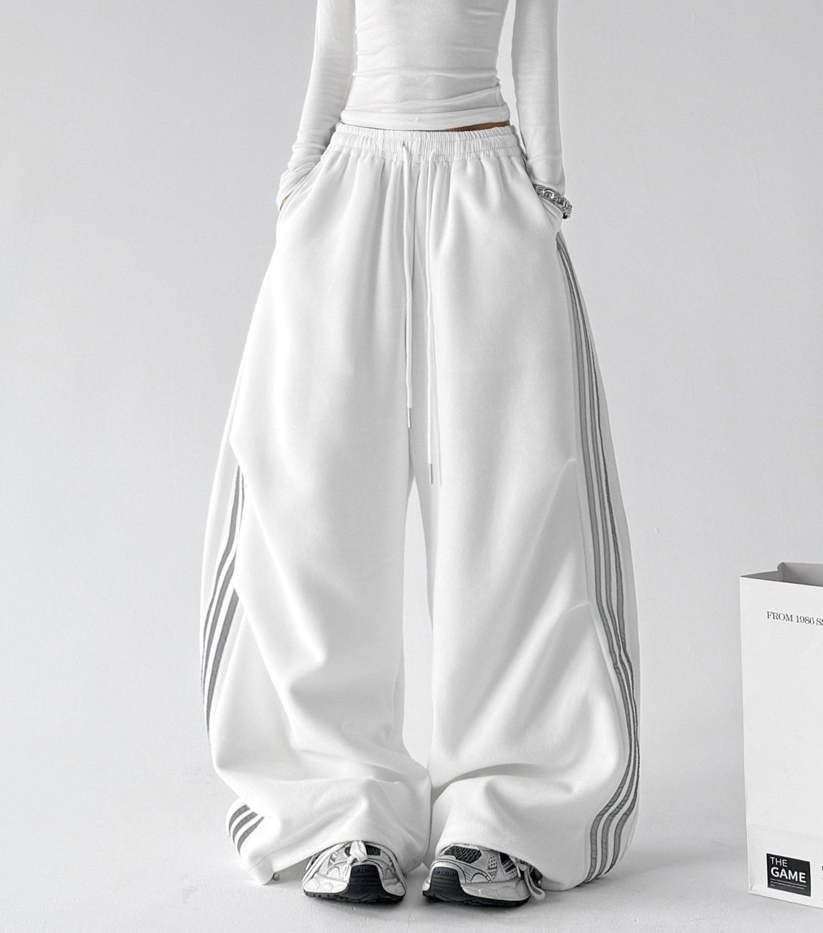 Triple-Stripe Wide-Leg Sweatpants - CT222 - COPPING THREADS - CT ORIGINALS 메인 이미지