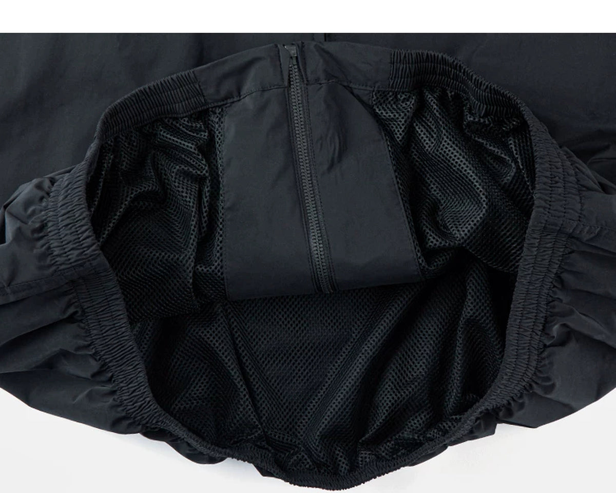 IDLT zip jacket, black inner mesh lining.