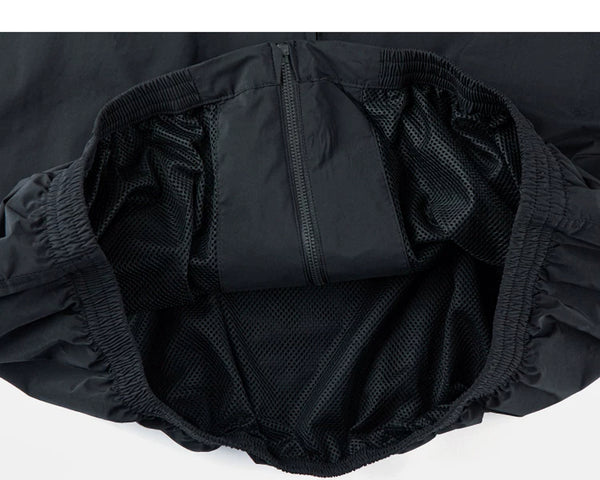IDLT zip jacket, black inner mesh lining.