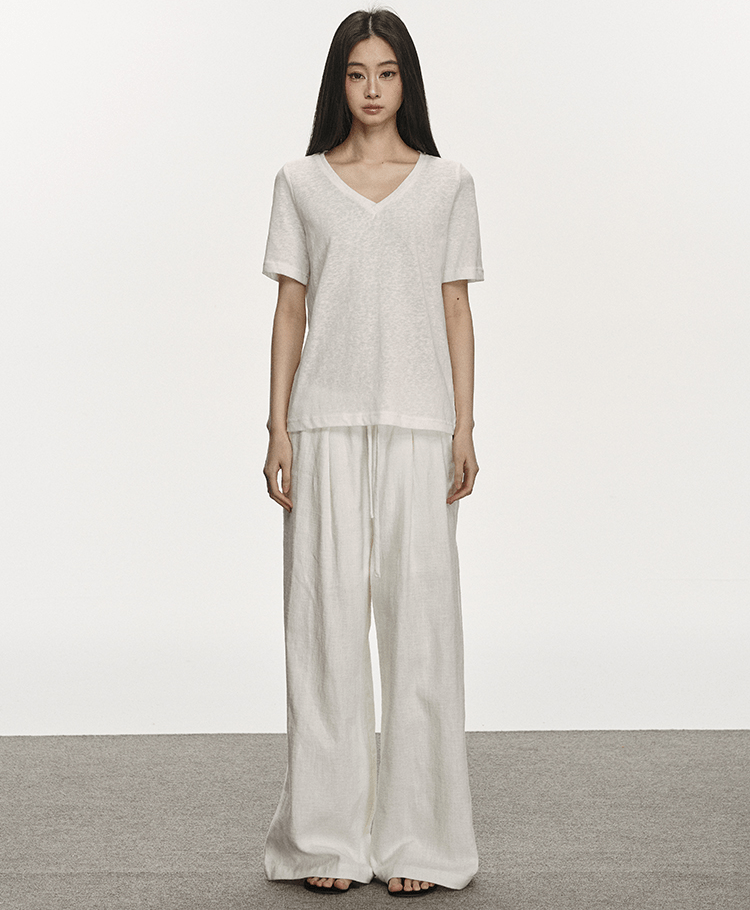 V - Neck Basic Tee - COPPING THREADS - Anna Aneae