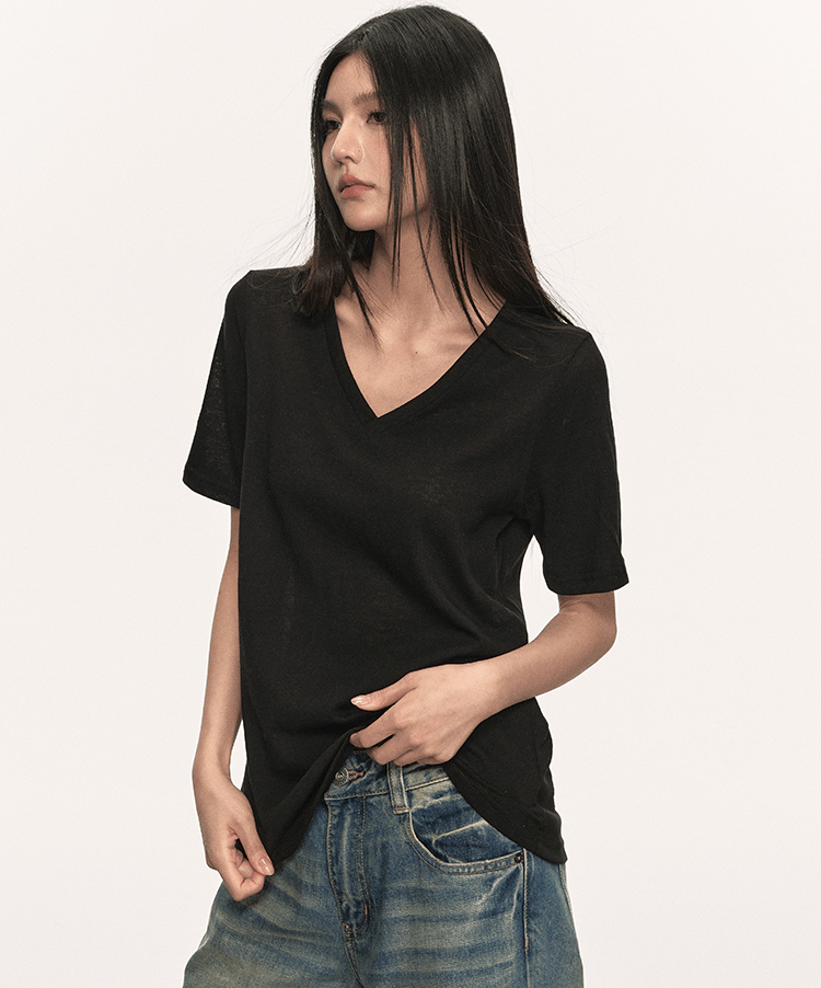 V - Neck Basic Tee - COPPING THREADS - Anna Aneae