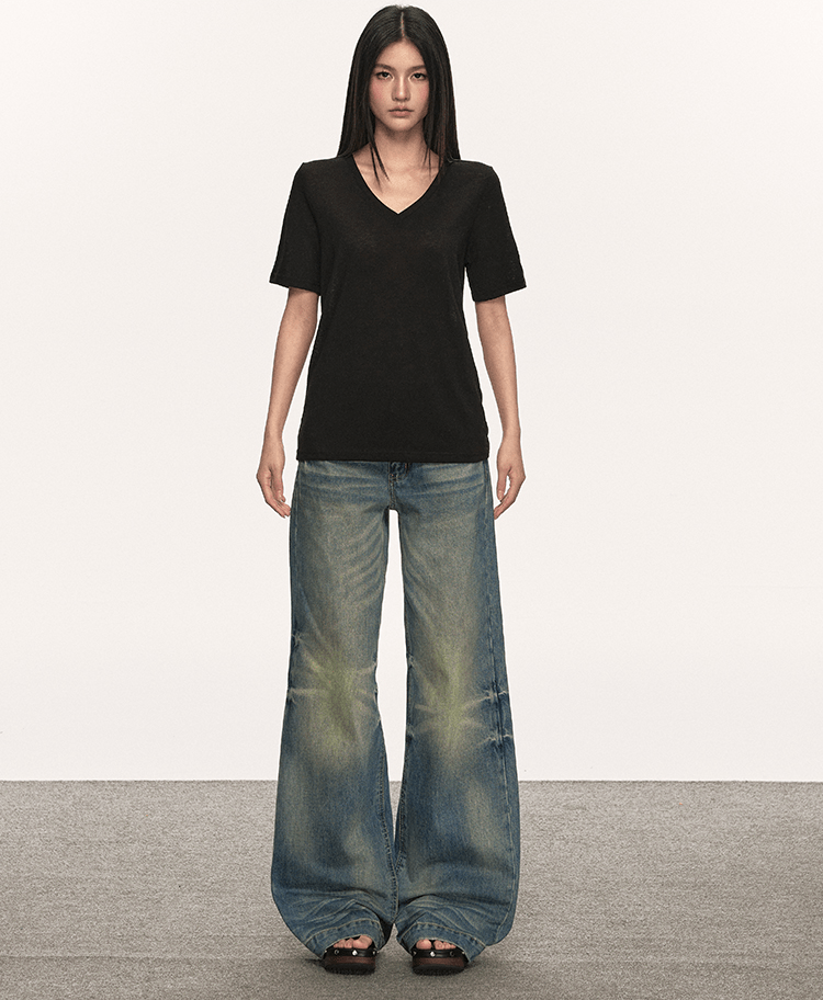 V - Neck Basic Tee - COPPING THREADS - Anna Aneae