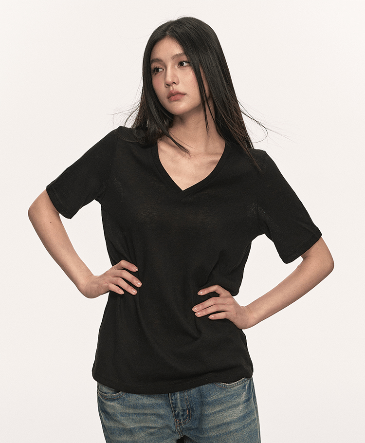 V - Neck Basic Tee - COPPING THREADS - Anna Aneae