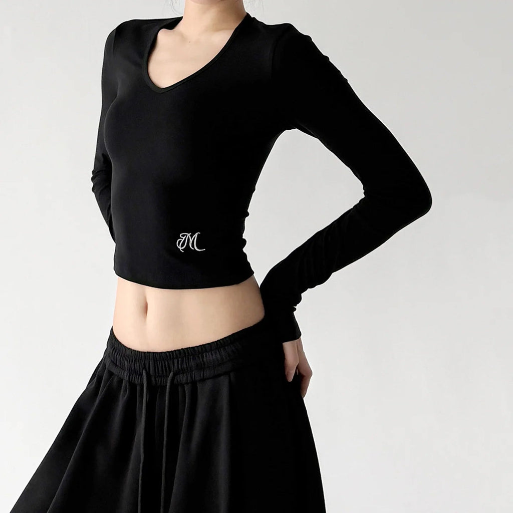 V-Neck Hem-Emblem Long-Sleeve T-Shirt - COPPING THREADS - CT ORIGINALS